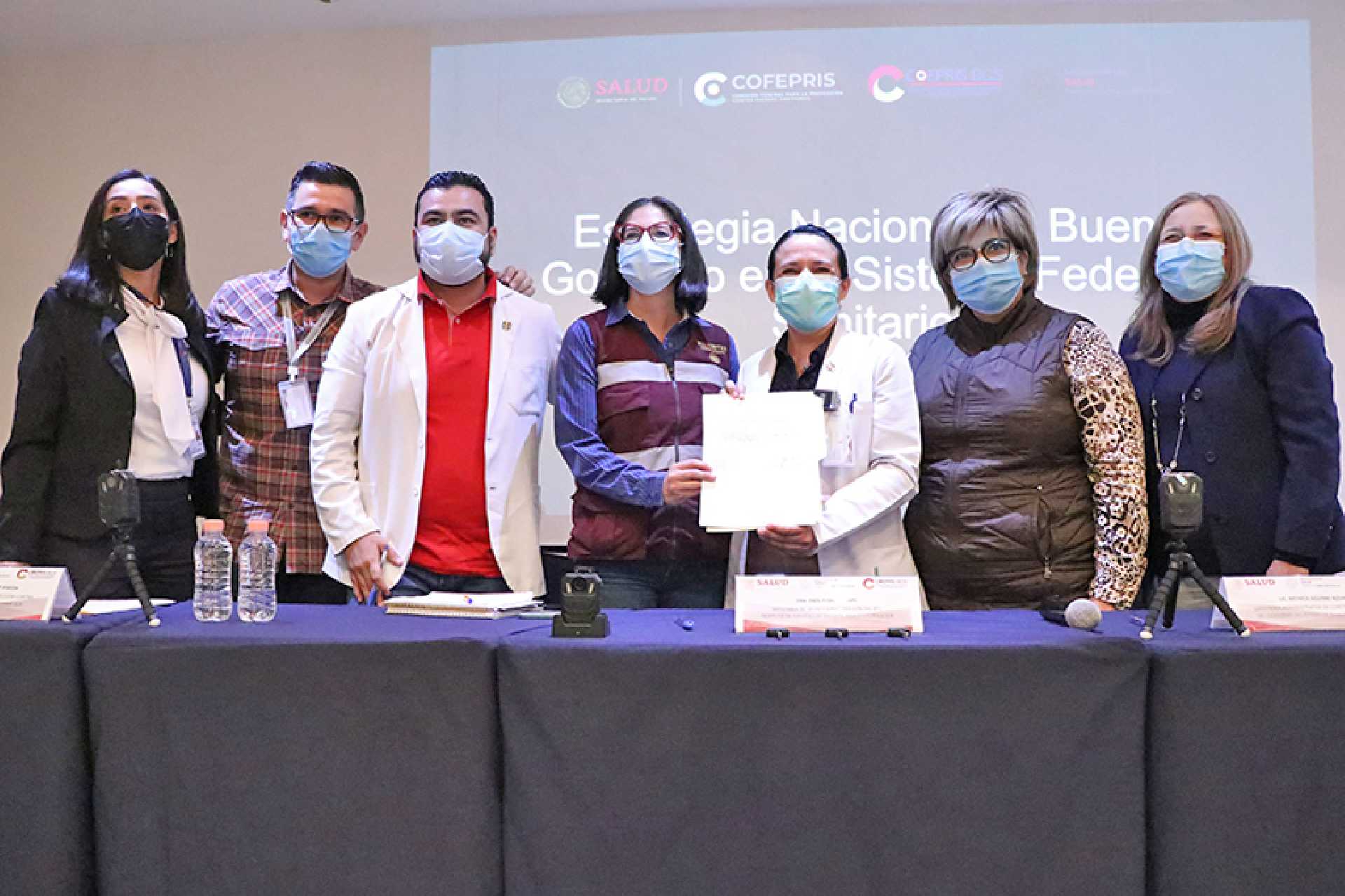 SALUD ESTATAL, COEPRIS Y CONTRALORÍA FIRMAN LA ESTRATEGIA DE BUEN GOBIERNO DEL SISTEMA FEDERAL SANITARIO