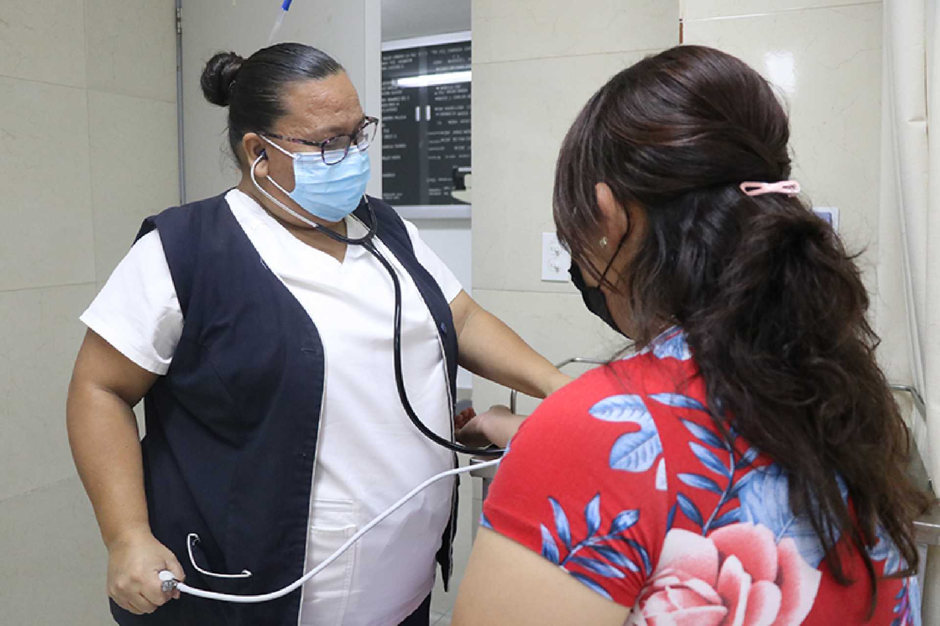 IMPORTANTE ACUDIR A CONSULTA ANTE PRESENCIA DE SÍNTOMAS ASOCIADOS A DENGUE