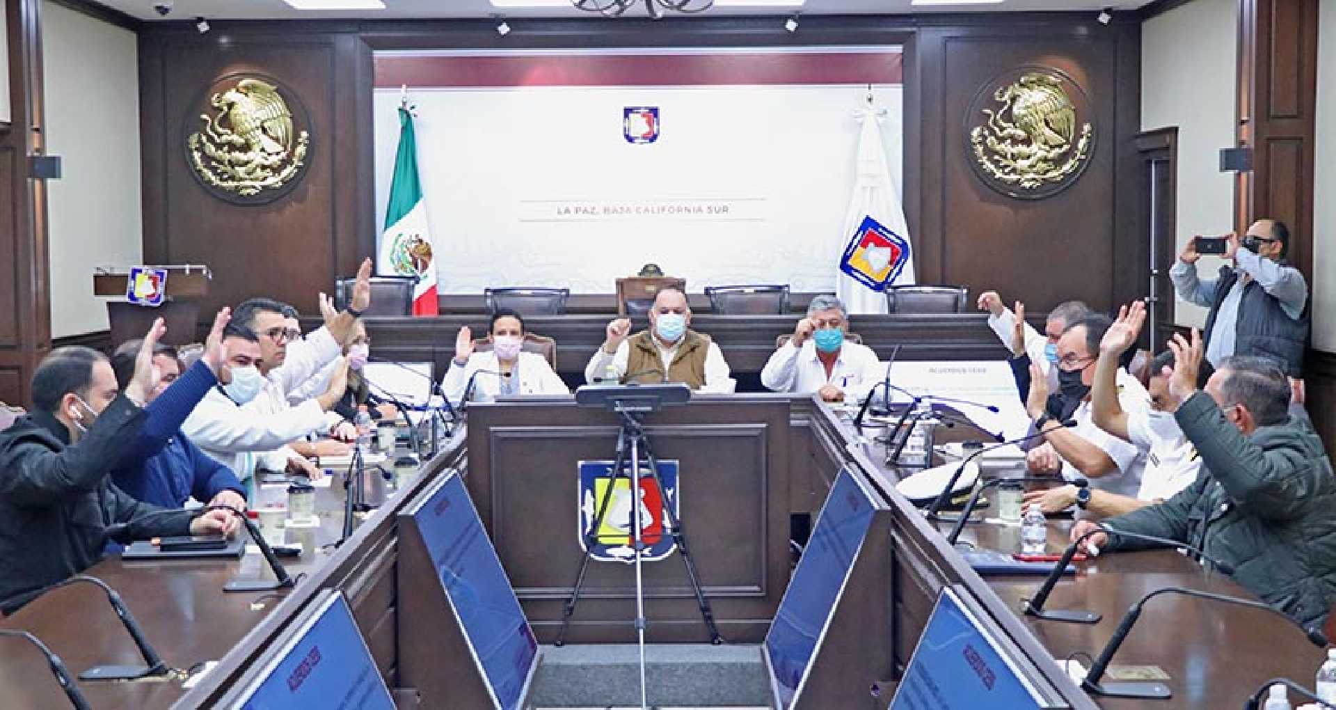POR ACUERDO DEL COMITÉ DE SALUD CONTINUARÁ EL USO OBLIGATORIO DE CUBREBOCAS EN LUGARES CERRADOS