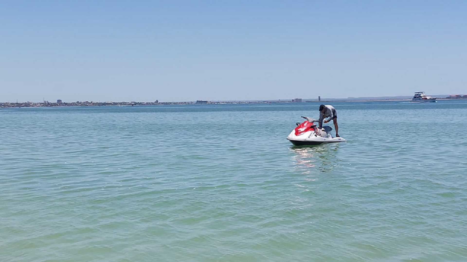 NUEVOS MUESTREOS REALIZADOS POR COEPRIS EN ZONAS EXTERNAS DE LA BAHÍA DE LA PAZ DESCARTAN MAREA ROJA TÓXICA