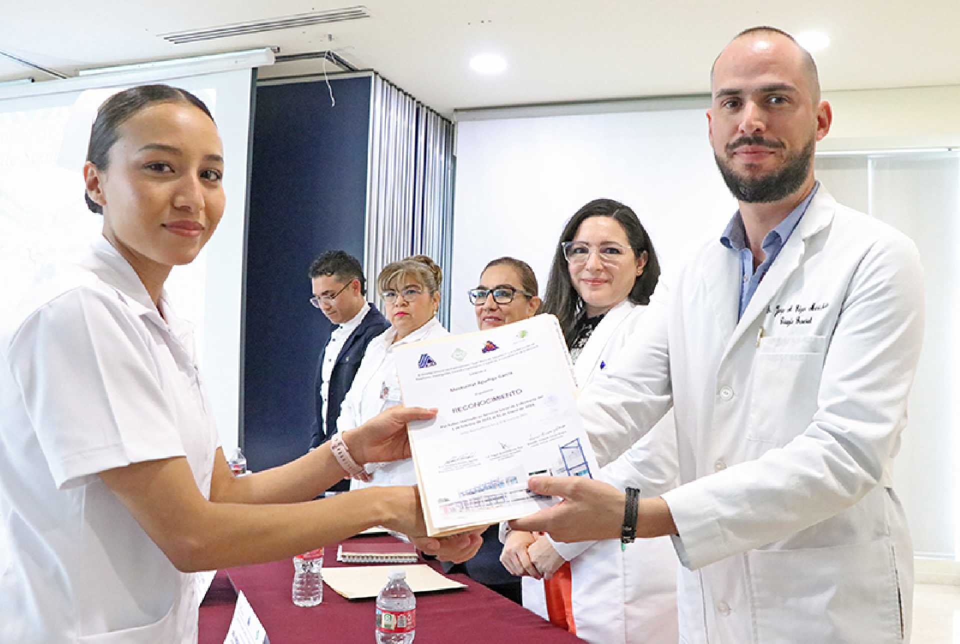 CONTRIBUYE HOSPITAL SALVATIERRA A LA FORMACIÓN DE PERSONAL DE ENFERMERÍA CON CONCIENCIA SOCIAL