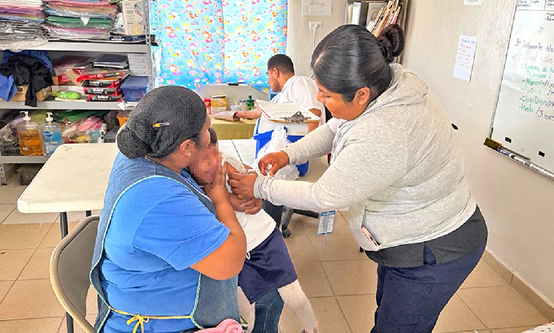 REALIZA SALUD ESTATAL JORNADAS DE VACUNACIÓN EN CAMPOS AGRÍCOLAS DE LA ZONA DEL VIZCAÍNO