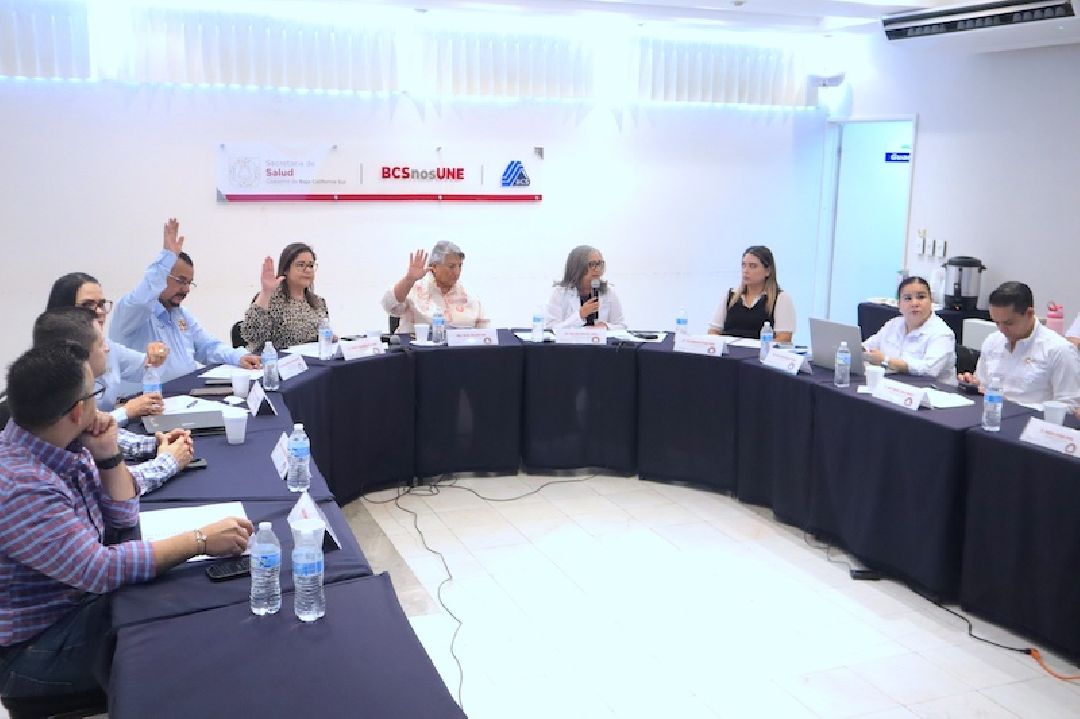 FORTALECERÁN ATENCIÓN EN HOSPITALES ESTATALES CON EQUIPOS PORTATILES DE RAYOS X